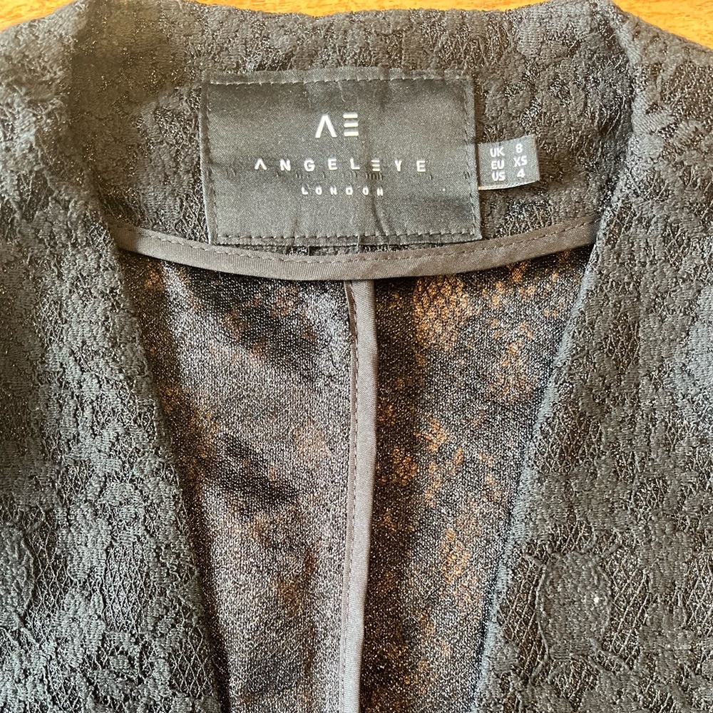 ANGELEYE Women’s Lace Blazer - Picture 4 of 4